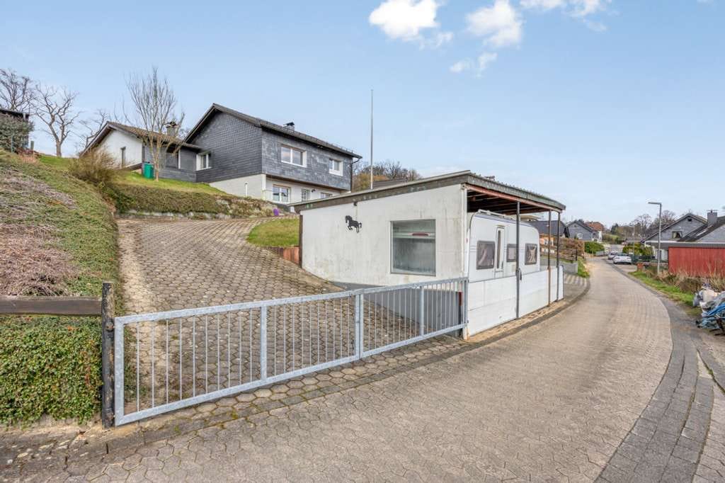 Immobilie in Wipperfürth - Einfamilienhaus mit viel Potenzial in grüner Lage von Wipperfürth Ohl - Bild 3