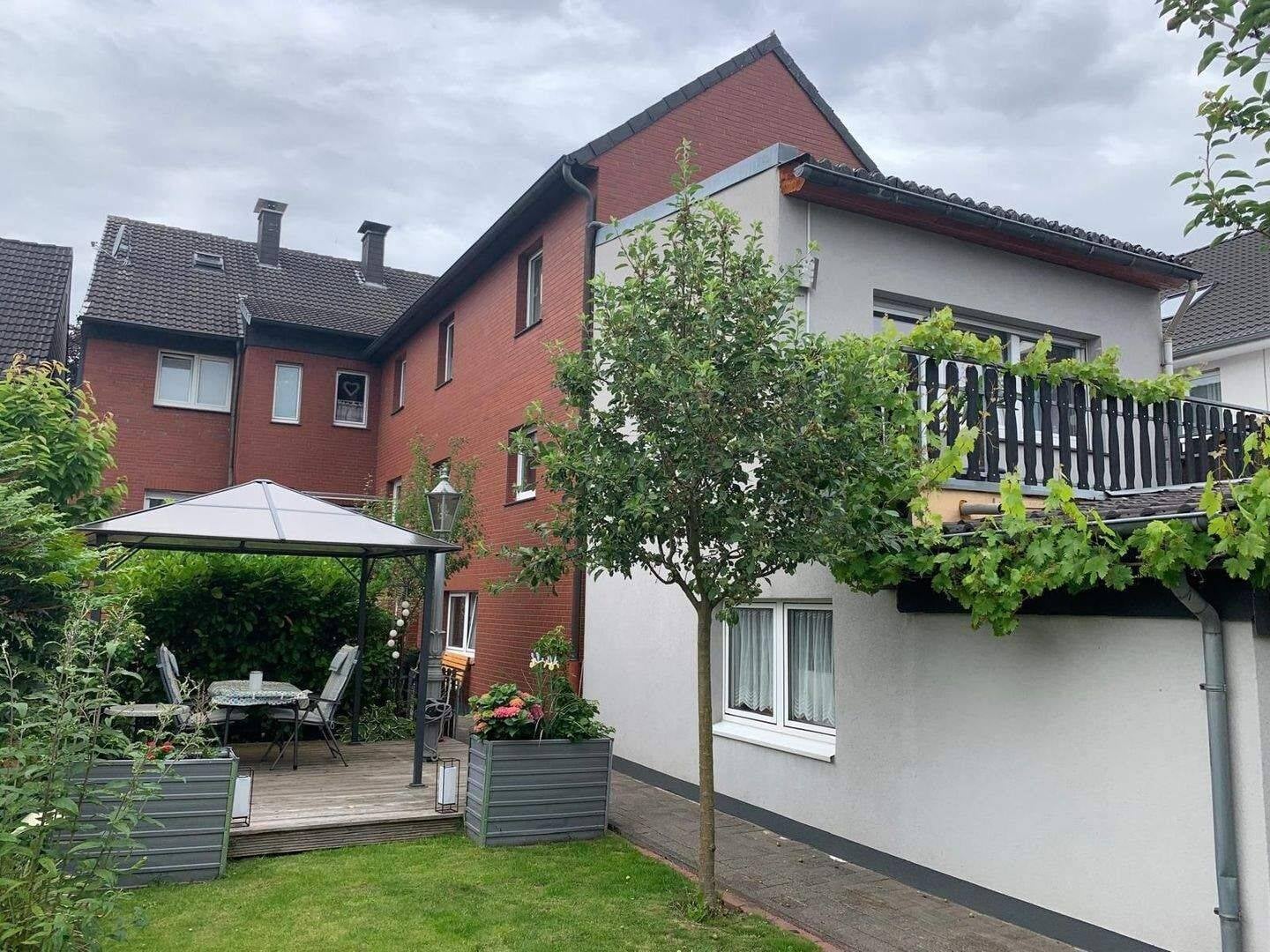 Immobilie in Haltern am See - Interessantes Rendite - / Anlageobjekt: Mehrfamilienhaus mit 4 WE / Stadtlage / 540 Kaufgrundstück / 320 qm WFL / voll vermietet / Ausbaupotenzial  - Bild 3