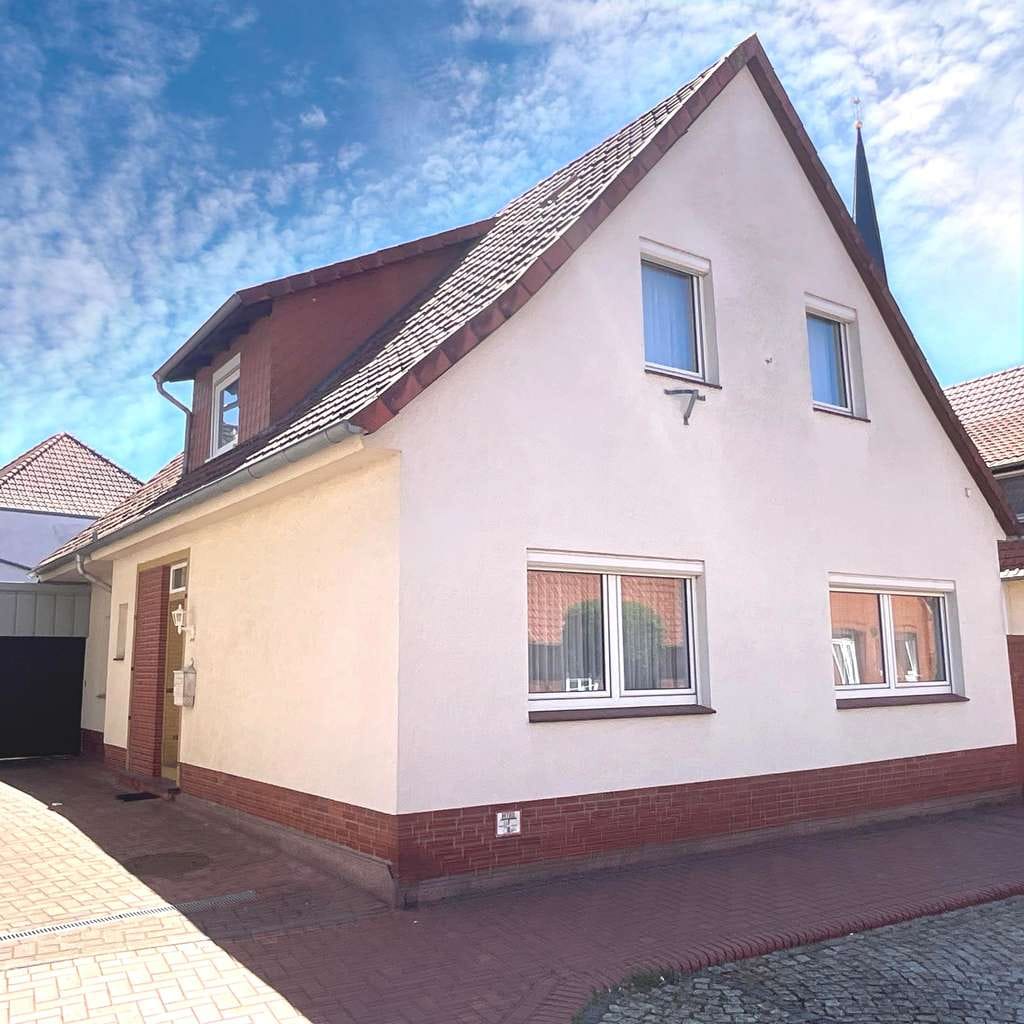 Immobilie in Stolzenau - Wohnen in ruhiger, zentrumsnaher Lage – hochwertig modernisiert & sofort bezugsfrei! - Bild 3