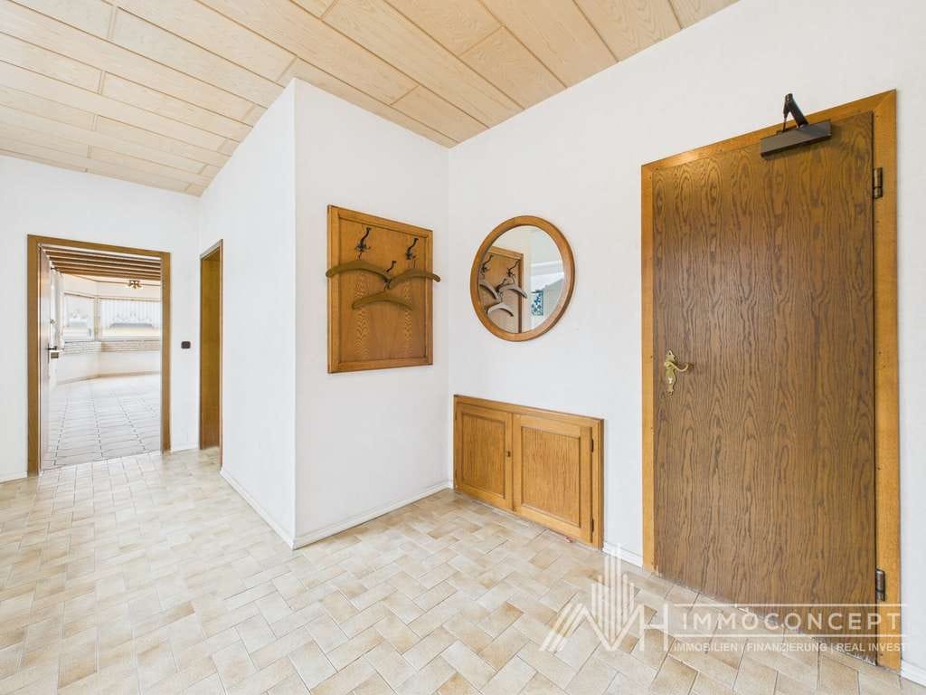 Immobilie in Kröv - Wohn- und Geschäftshaus | Lagerfläche | Ladenlokal | Wohnung modernisiert | 54536 Kröv - Bild 2
