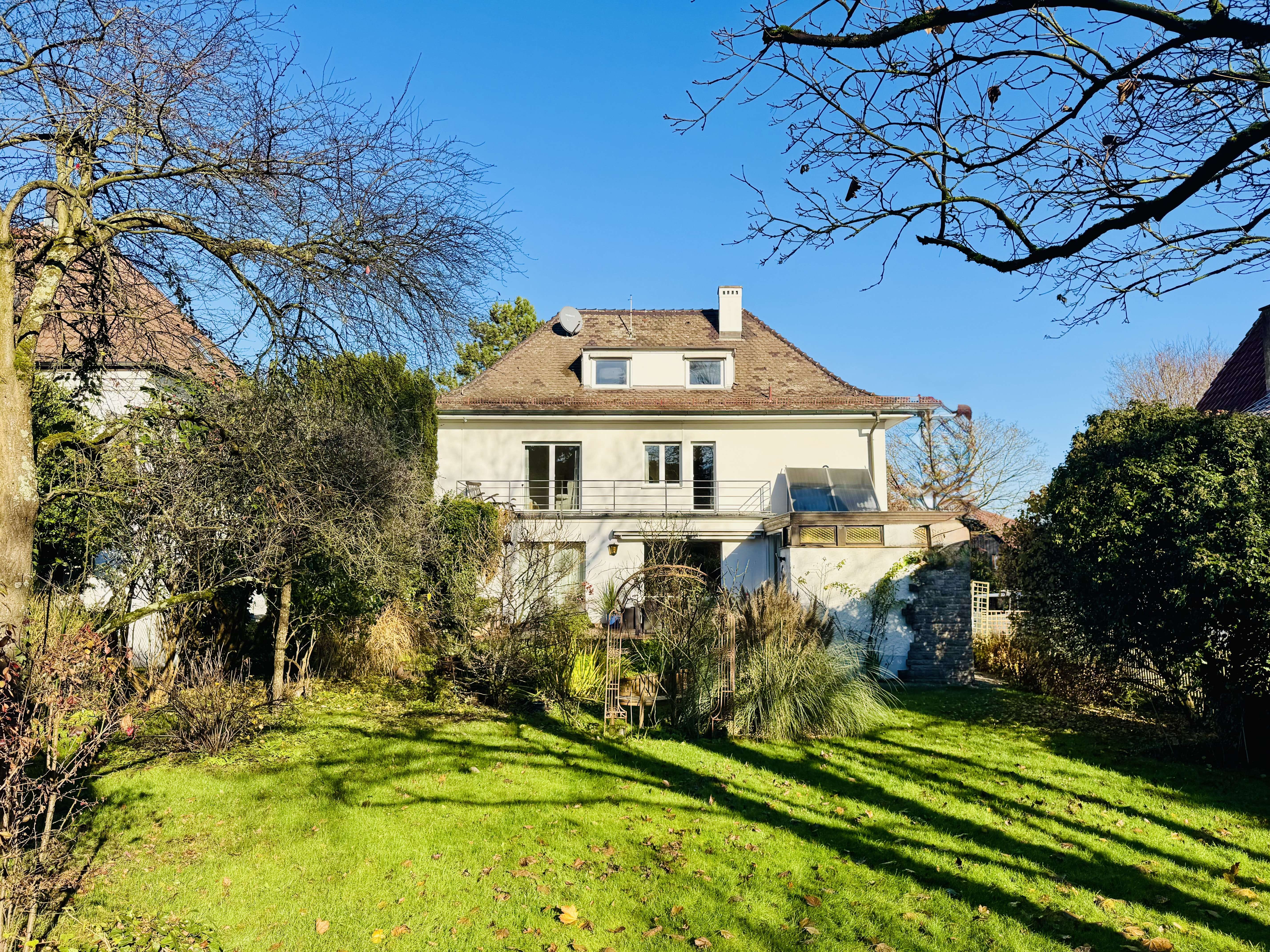 Immobilie in Brackenheim - Brackenheim-Zweifamilienhaus mit XXL Garten -Bezug kurzfristig ! - Bild 1