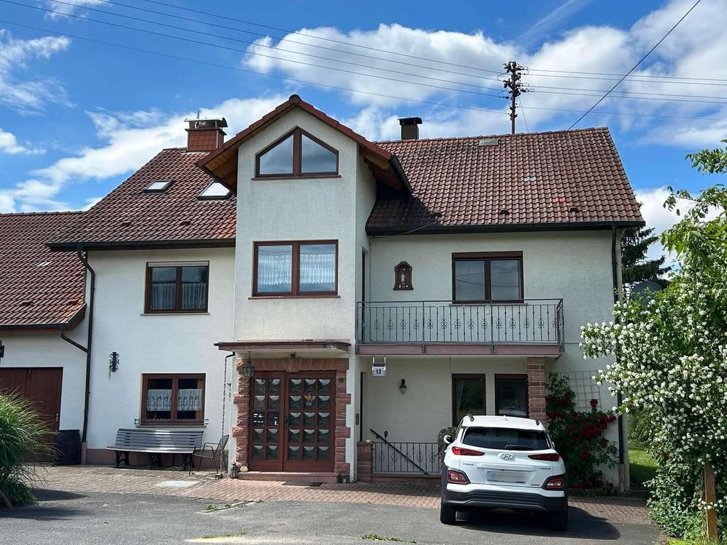 Immobilie in Mudau - Großzügiges Wohnhaus mit Ausbaupotenzial in naturnaher Lage - Bild 1