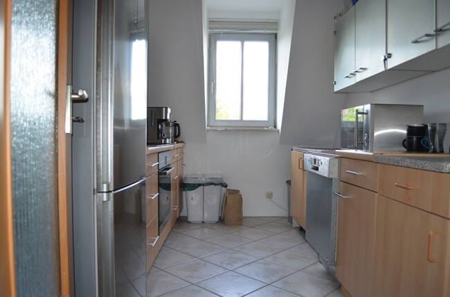 Immobilie in Mering - helle, großzügige 2-Zimmer Wohnung - Bild 2