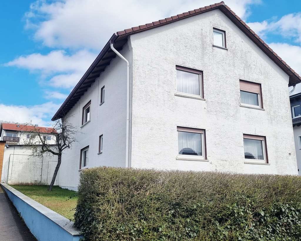Immobilie in Mücke - Viel Platz in Mücke: Großzügiges Haus mit 260 m² Wohnfläche - Bild 0