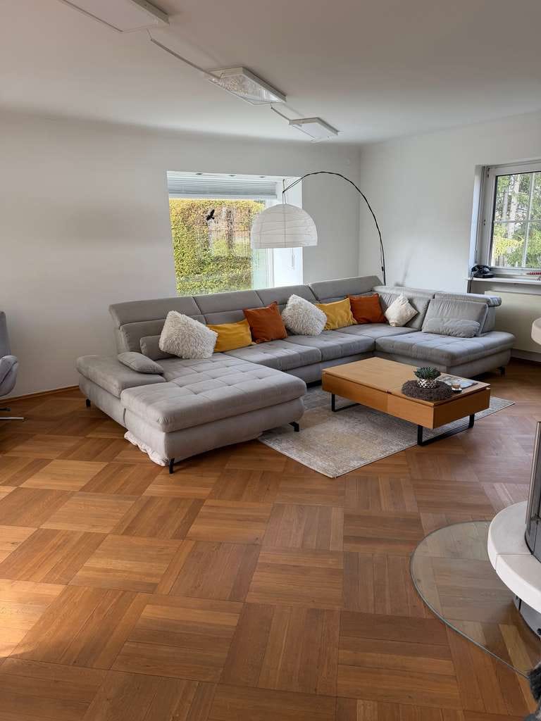 Immobilie in Neustadt an der Waldnaab - Imposantes Einfamilienhaus mit großem Wintergarten - Bild 2
