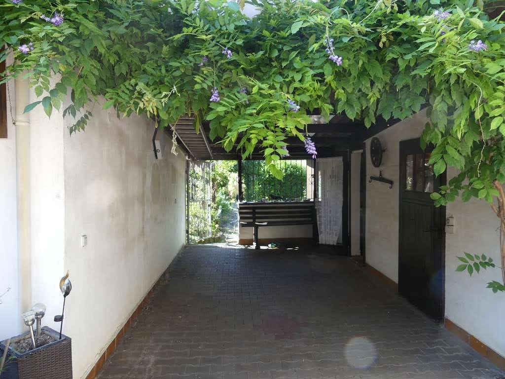Immobilie in Oftersheim - Idyllisches Haus mit Gartenparadies und diversen Nebengebäuden - Bild 2