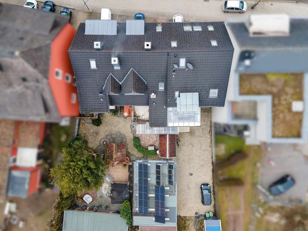 Immobilie in Waldkirch - Dreifamilienhaus in Waldkirch-Kollnau mit Entwicklungspotenzial - Bild 2