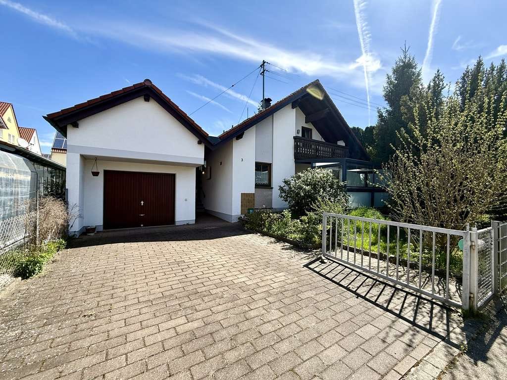 Immobilie in Binswangen - Attraktives Einfamilienhaus mit Garten u. Garage nahe Wertingen! Ideal für Augsburg Pendler! - Bild 4