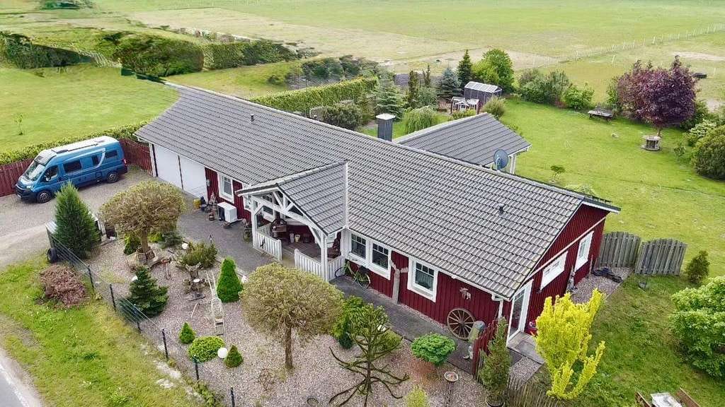 Immobilie in Lachendorf - Ein Zuhause zum Ankommen! Exklusives Schwedenhaus mit Pferdeparadies und traumhaftem Naturgrundstück - Bild 1