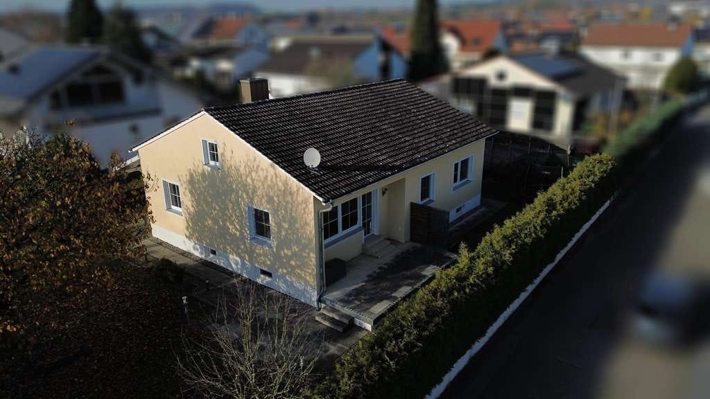 Immobilie in Wettstetten - Laufend modernisiertes Einfamilienhaus in ruhiger Lage!  - Bild 1