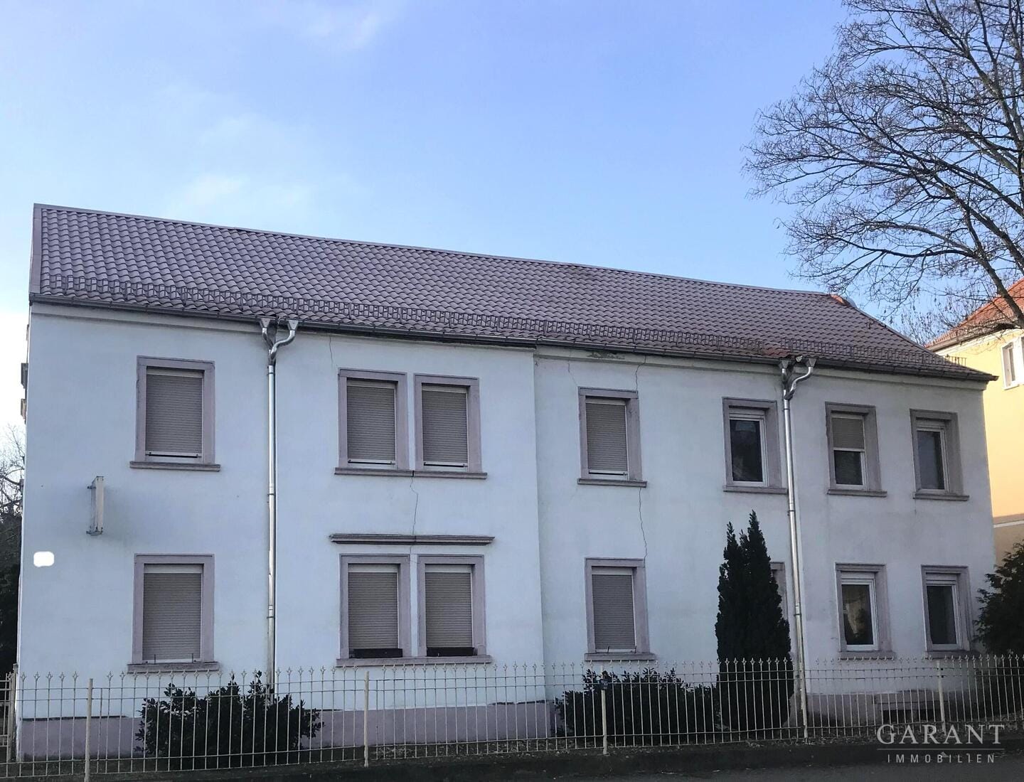 Immobilie in Liebschützberg - Mehrfamilienhaus mit Potenzial - interessant für Gewerbetreibende - mit Werkstatt und Lagerräumen - Bild 0