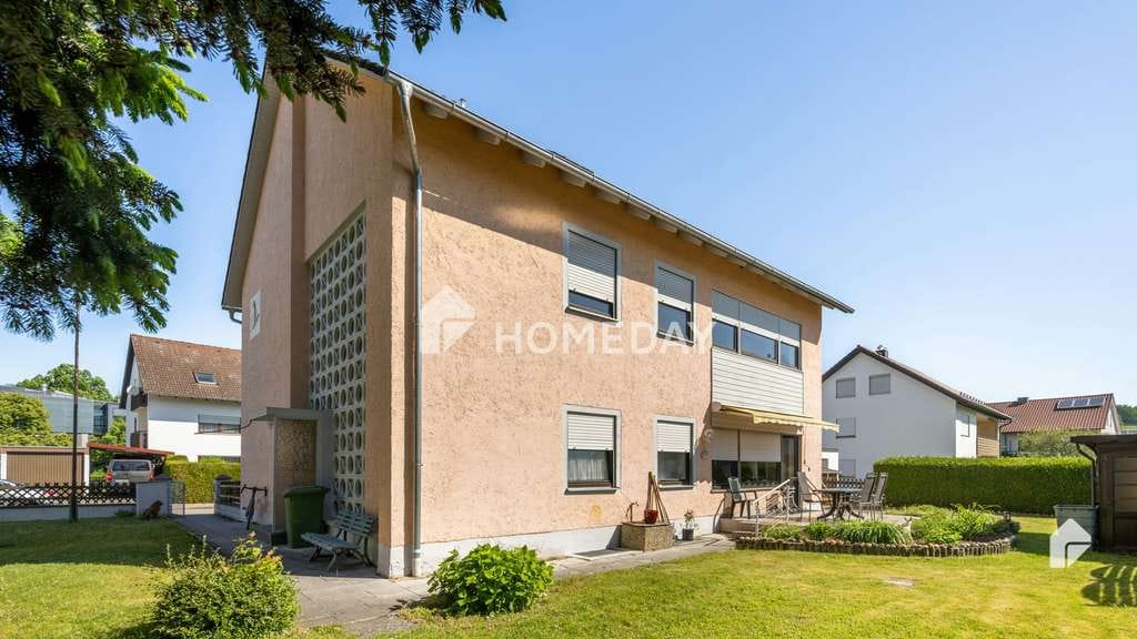 Immobilie in Sinzing - Schöne 2-Zimmer-DG-Wohnung mit Balkon und Stellplatz in sehr guter Lage
 - Bild 2