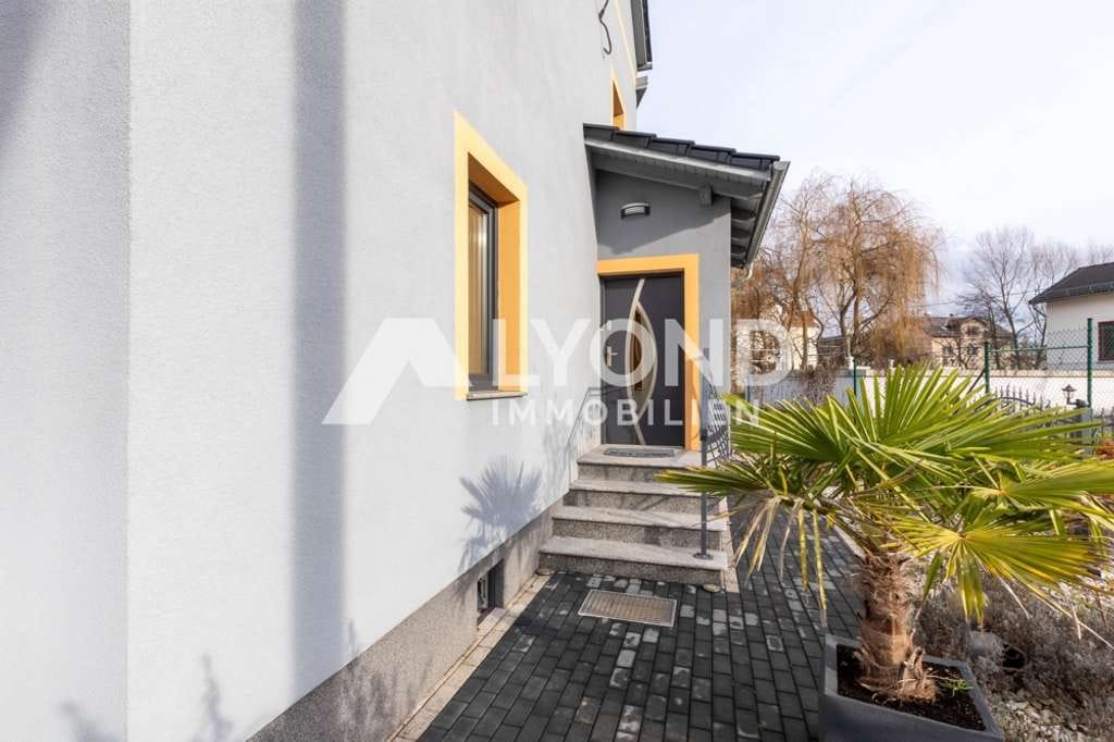 Immobilie in St. Egidien - Stilvoll saniertes Zweifamilienhaus mit Garten & Terrasse in idyllischer Lage von St. Egidien - Bild 4