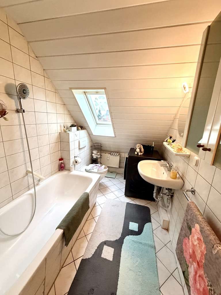 Immobilie in Braunschweig - Solides Mehrfamilienhaus mit Entwicklungspotenzial in Wenden  - Bild 1