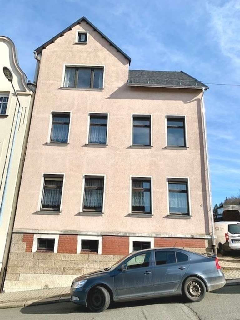Immobilie in Lengenfeld - Schönes kl. Stadthaus mit viel Platz ! - Bild 2