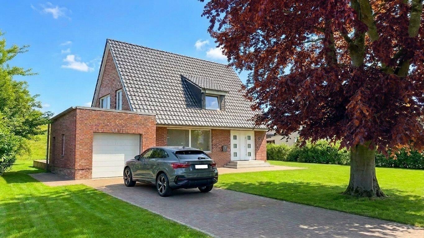 Immobilie in Kollmar - Einfamilienhaus in erster Deichlage direkt an der Elbe - Bild 2