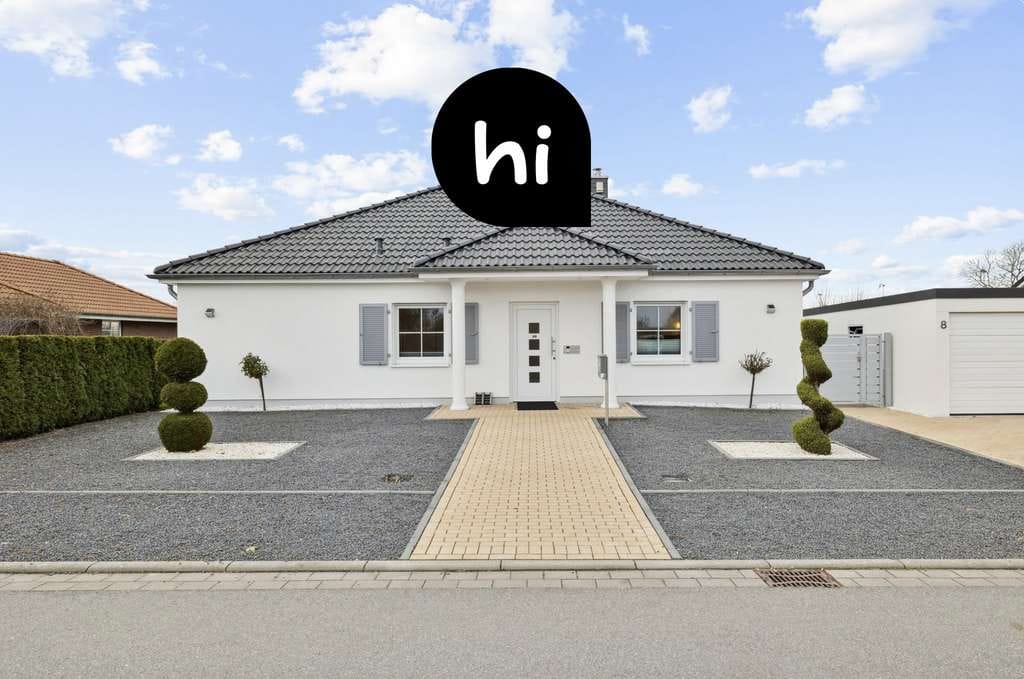 Immobilie in Hasselberg - Ankommen, Aufatmen, Wohlfühlen – hochwertiger Bungalow in Ostseenähe - Bild 0