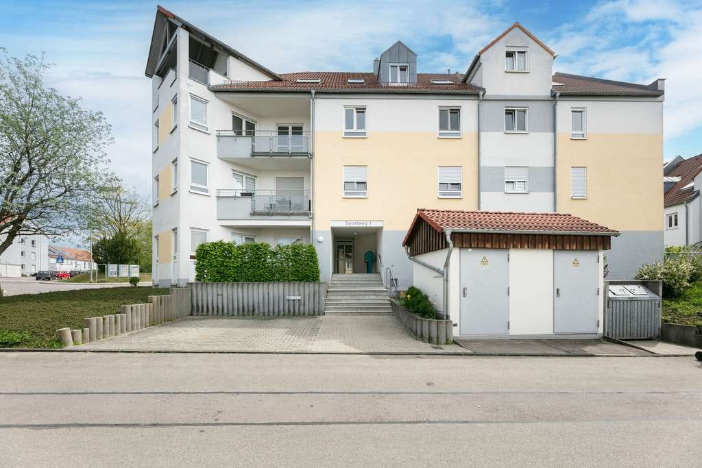 Immobilie in Nersingen - Selbst einziehen oder lukrativ vermieten – 3-Zimmer-Wohnung mit Balkon & TG - Bild 1