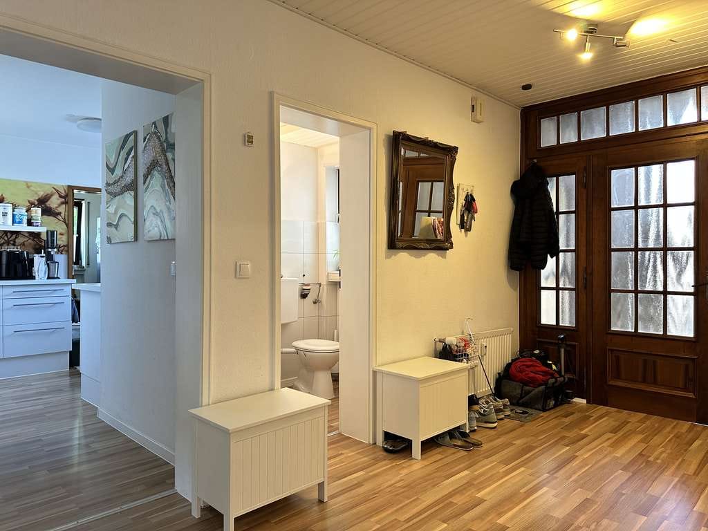 Immobilie in Schriesheim - Ihr neues Zuhause: Lichtdurchflutete Erdgeschosswohnung mit Gartenidylle und Homeoffice - Bild 2