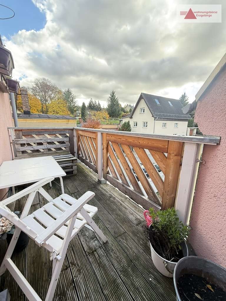Immobilie in Lichtenstein/Sachsen - Wohnen, vermieten & Gewerbe: Stadthaus mit Kamin, Balkon und Garten in Lichtenstein (Zwickau) - Bild 4