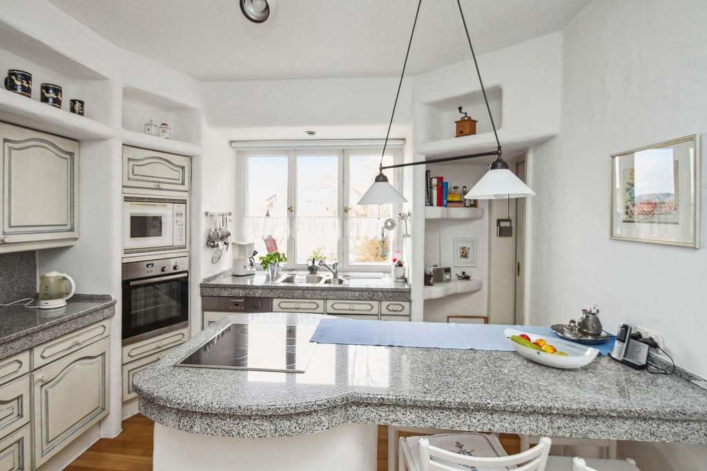 Immobilie in Fürstenstein - Altbauflair mit Bayerwald- und Alpenblick! Ein Zuhause mit Charakter und Stil! - Bild 3
