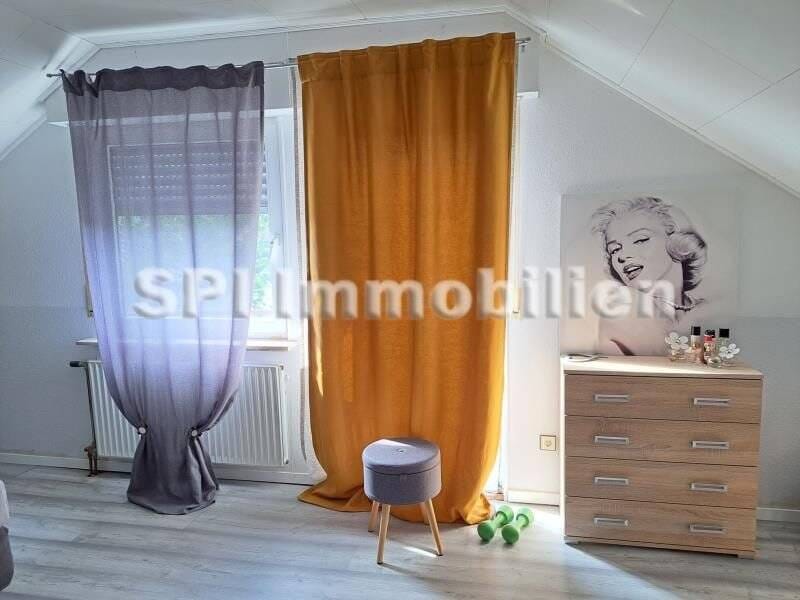 Immobilie in Stockach - Renovierungsbedürftiges Einfamilienhaus in absolut ruhiger Lage - Bild 3