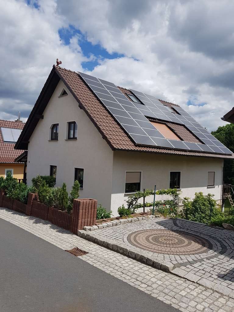 Immobilie in Unterwellenborn - Haus mit Einliegerwohnung im Bestzustand - Bild 0