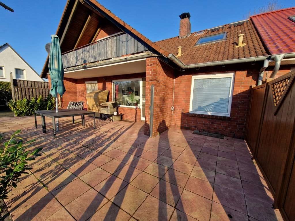 Immobilie in Varel - DHH mit Einfamilienhaus-Charakter = Größe & Aufteilung / Toller Garten ! Mit Garage ! - Bild 4