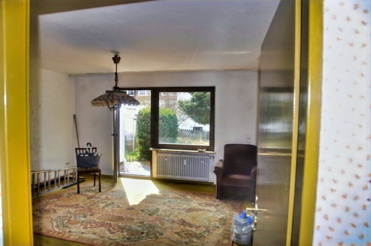 Immobilie in Marktredwitz - Ärmel hoch und los: Reiheneckhaus für eine Familie - Bild 1