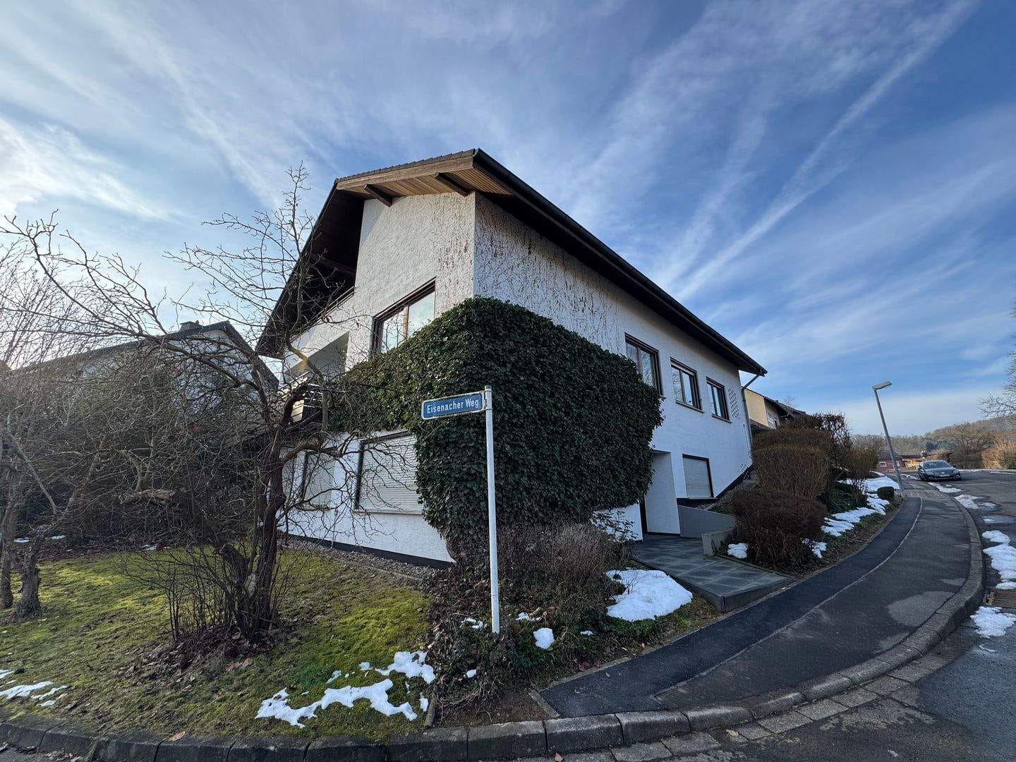 Immobilie in Witzenhausen - Einfamilienhaus mit Einliegerwohnung in toller Wohnlage von Witzenhausen - Bild 2