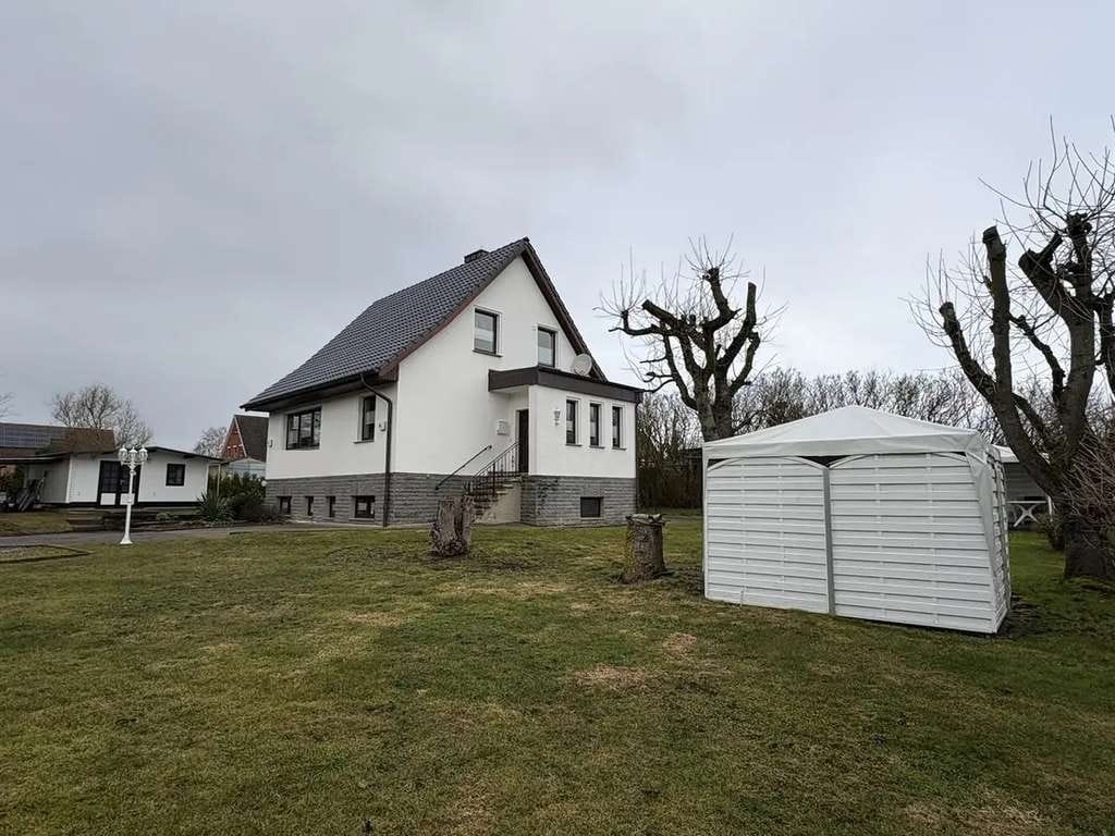 Immobilie in Gägelow - Wohnhaus mit weitläufigem Grundstück in begehrter Lage zu verkaufen! - Bild 0