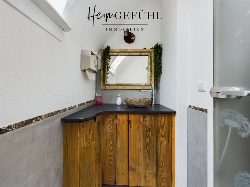 Immobilie in Renningen - Großzügige Maisonettewohnung in zentraler & ruhiger Lage - Bild 2
