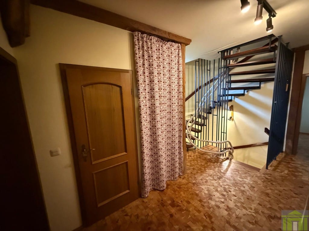 Immobilie in Bad Kissingen - 1A Wohnlage -  Haus mit ELW und Doppelgarage - Bild 4