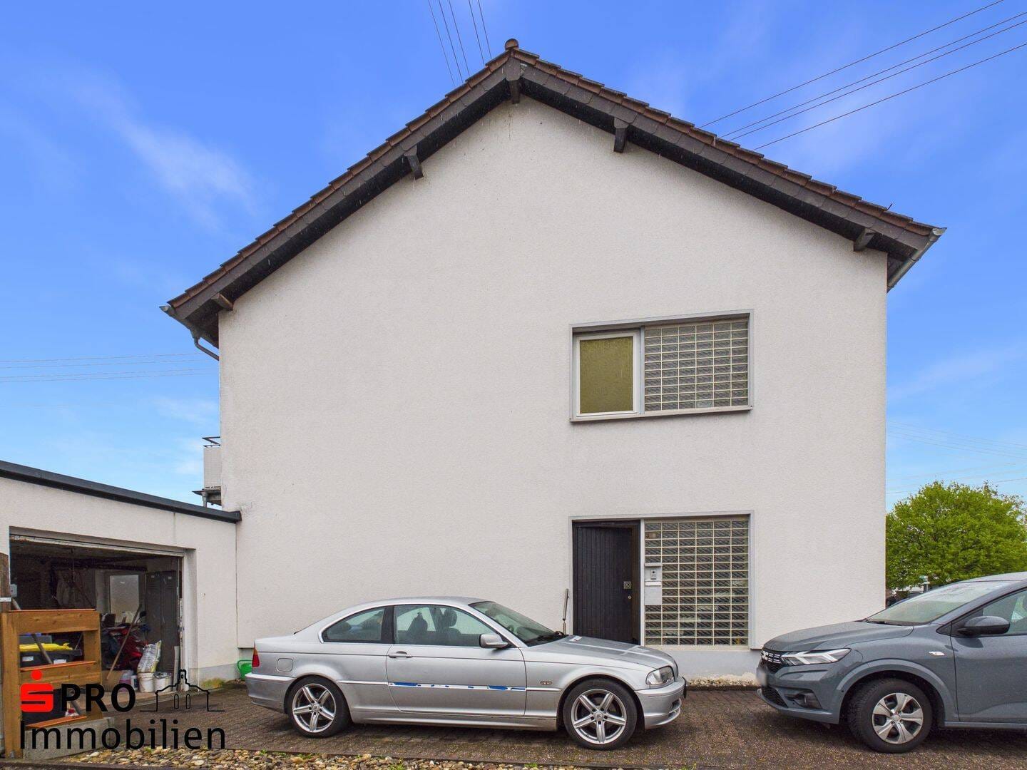 Immobilie in Eppelborn - Zweifamilienhaus in ruhiger Lage von Eppelborn - Bild 1