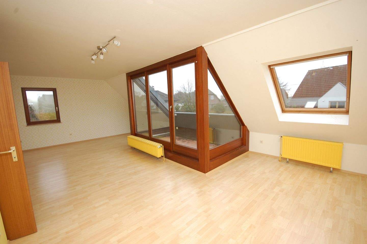 Immobilie in Langwedel - HVV Immobilien: Großzügige 3-Zimmer-Obergeschosswohnung über zwei Ebenen! - Bild 4