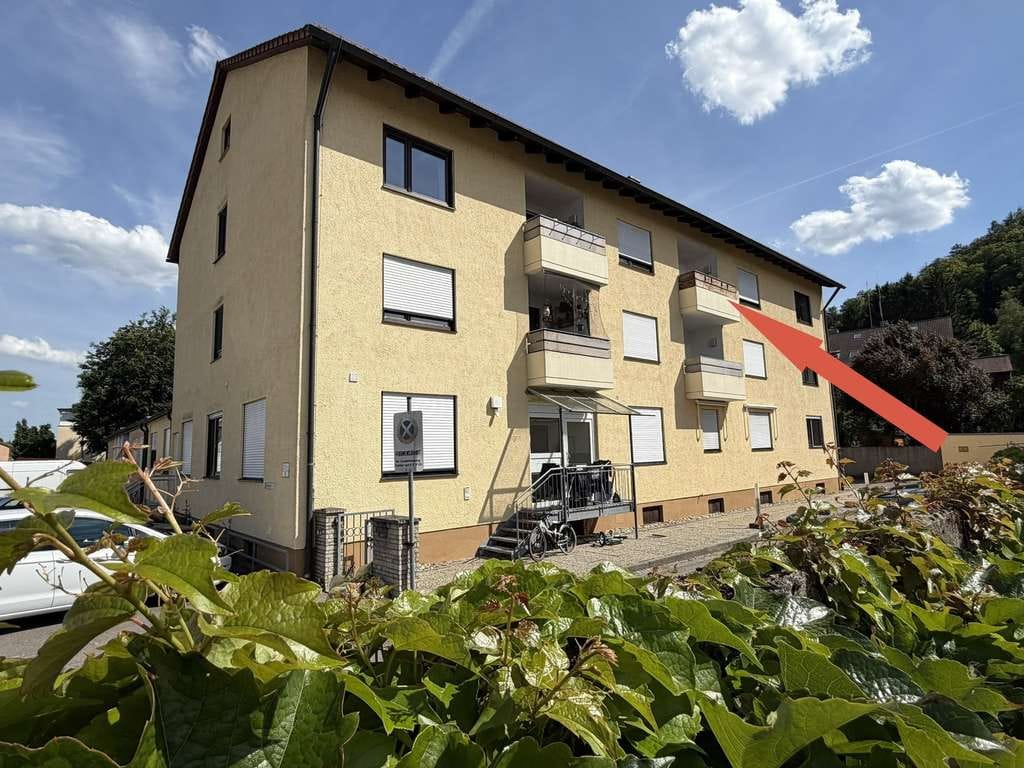 Immobilie in Kelheim - Gemütliche 2-Zimmer-Wohnung in Kelheim-Mitterfeld - Wohnen in reizvoller Lage
 - Bild 0