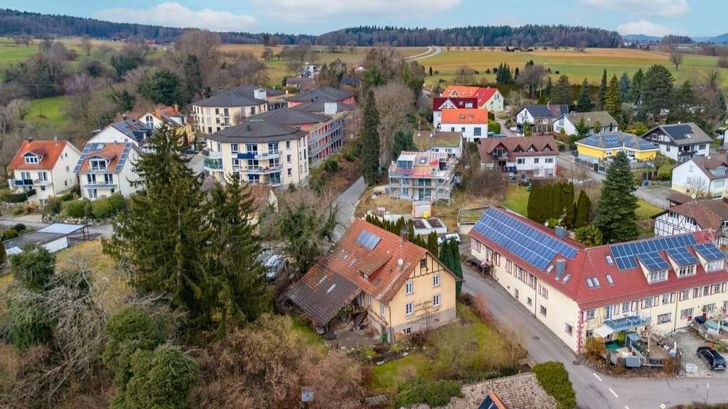 Immobilie in Gaienhofen - Ein Haus mit Seele und Seesicht - Bild 1