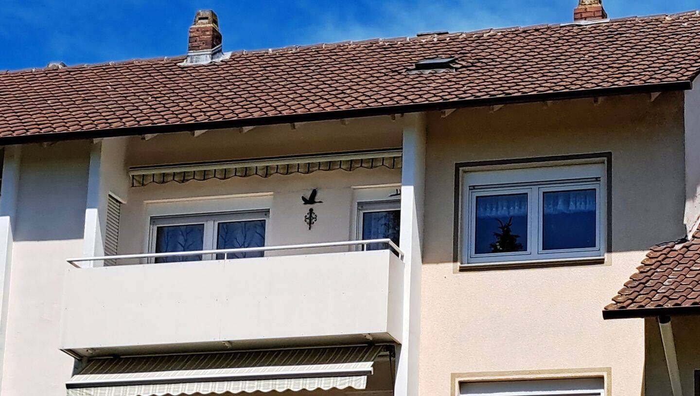 Immobilie in Sulzbach - 2,5-Zimmer-Wohnung in sehr gepflegter Anlage am Ortsrand. Viel Nutzfläche! - Bild 1