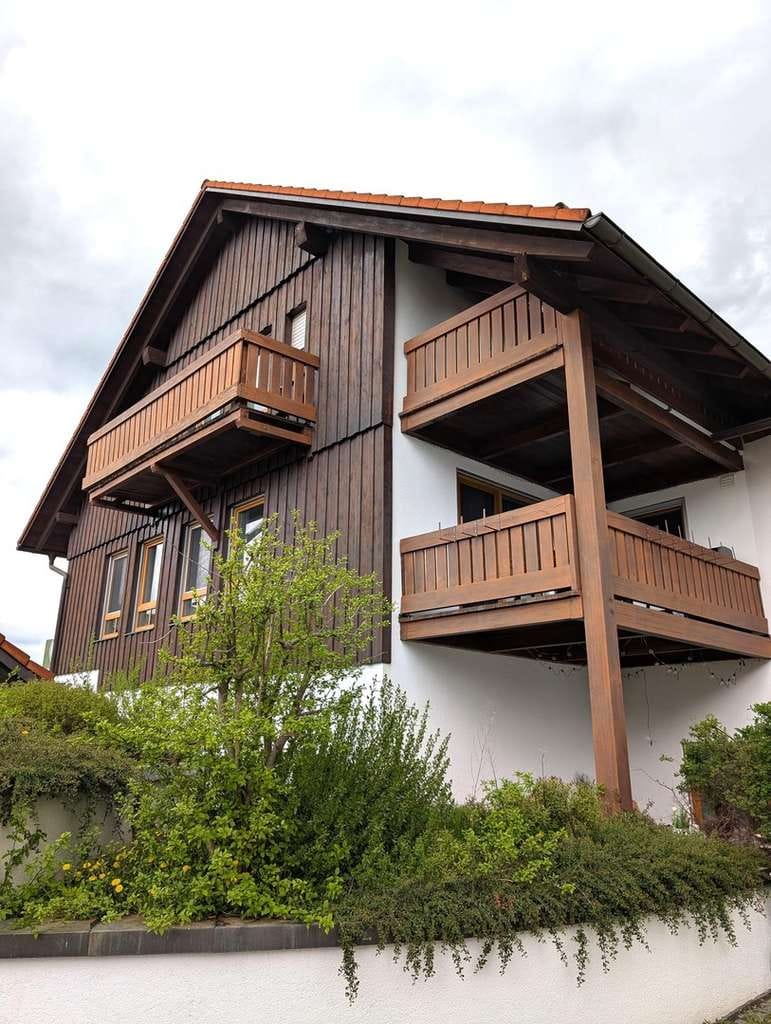 Immobilie in Lauben - Freie & ansprechende DG-Wohnung I 2 Balkone I TG Stellplatz + Außenstellplätze I 3 Zimmer - Bild 0