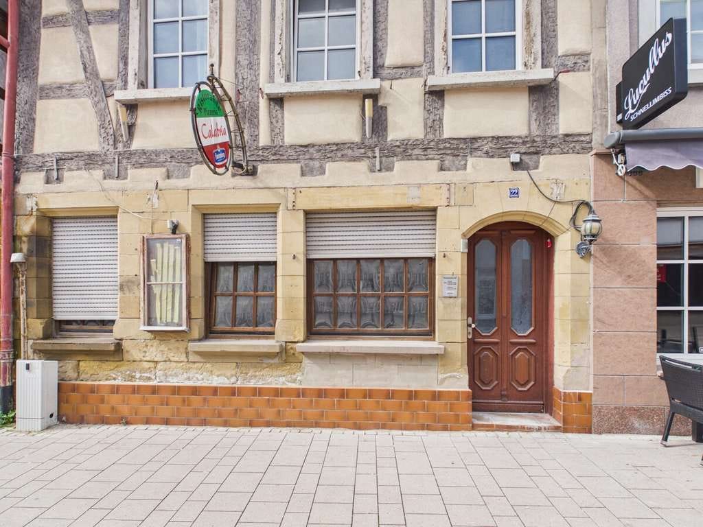 Immobilie in Bretten - Für Macher: 2-Familienhaus mitten in der Stadt | Bretten - Bild 1
