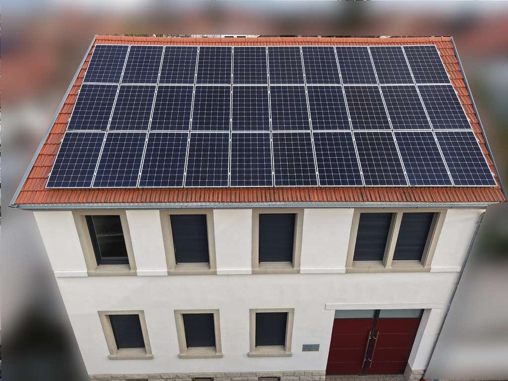Immobilie in Plankstadt - Seltene Gelegenheit-gute Lage ! Renoviertes Zweifam. Haus Photovoltaik-Gewerbeeinheit-Wohnen u. mehr - Bild 0