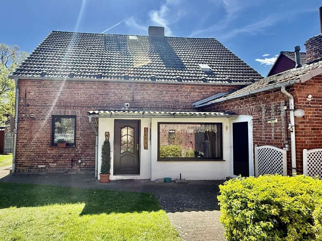 Immobilie in Breese - Viel Raum für Familie, Alltag und Ihre ganz persönlichen Wohnideen - Bild 2