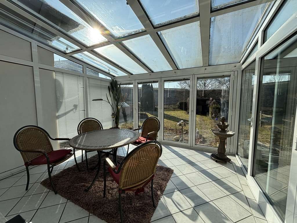 Immobilie in Marktredwitz - Einfamilienhaus mit großem Garten – ruhige Lage mit Bahnanschluss in unmittelbarer Nähe - Bild 2