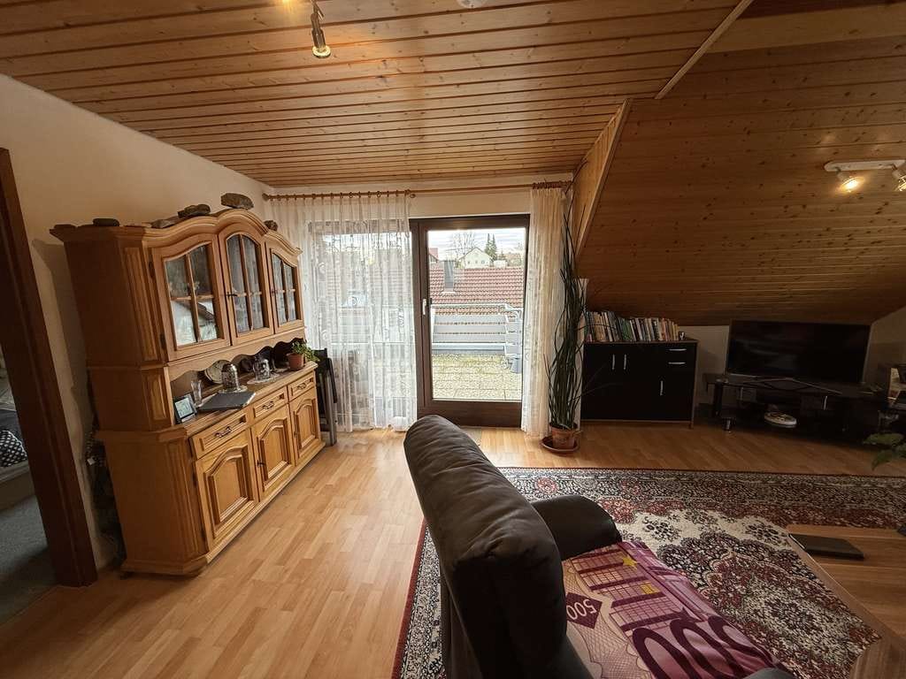 Immobilie in Althütte - Naturblick inklusive -  Charmante 2 Zimmer Wohnung mit Dachterrasse am Waldrand - Bild 3