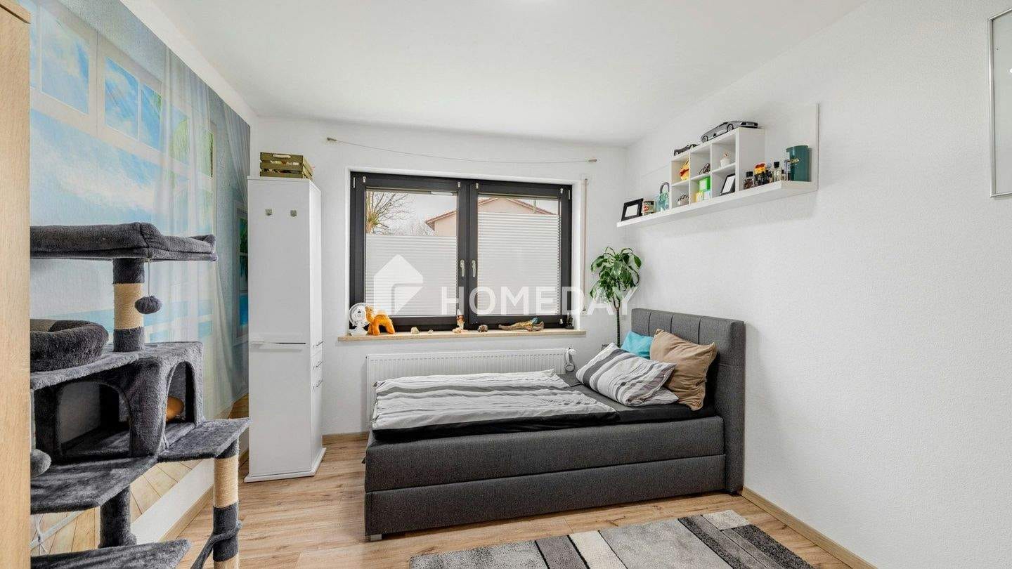 Immobilie in Manching - Helle, modernisierte Wohnung mit durchdachtem Grundriss und gepflegtem Umfeld - Bild 5