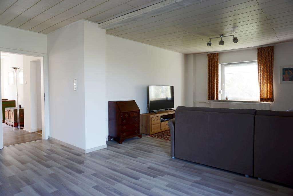 Immobilie in Gernsheim - *Für die Zukunft gerüstet! Modernisiertes Einfamilienhaus in ruhiger Lage von Gernsheim-Allmendfeld* - Bild 3