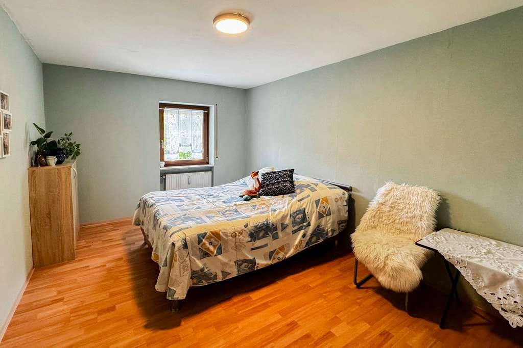 Immobilie in Altdorf bei Nürnberg - Mehrfamilienhaus mit drei vermieteten Einheiten – Solide Kapitalanlage mit Entwicklungspotenzial - Bild 4