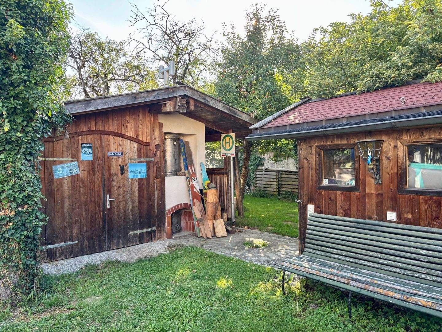 Immobilie in Garching an der Alz - Großzügiges Zweifamilienhaus mit tollem Garten - Bild 2