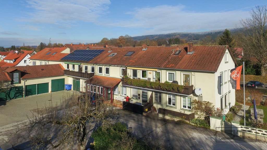 Immobilie in Weidenberg - Top Kapitalanlage: Modernisiertes MFH mit 6 Einheiten Nähe Bahnhof in Weidenberg! - Bild 1