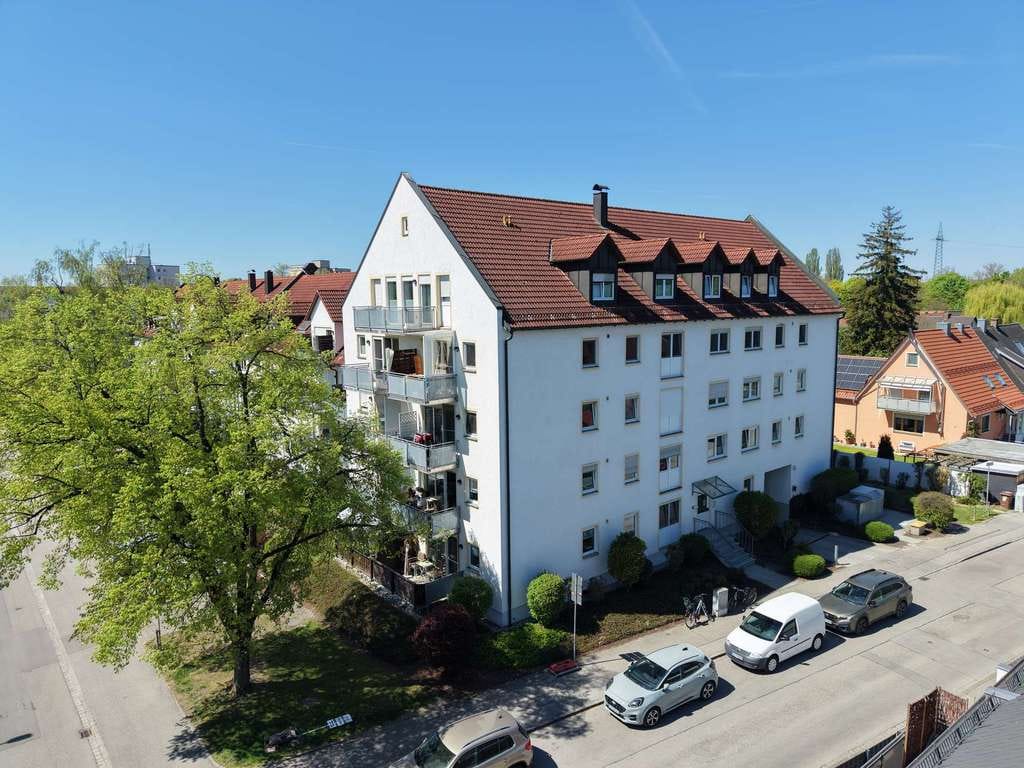 Immobilie in Landshut - *** Schöne 3-Zimmer-Wohnung mit Aufzug in absolut toller Lage von Schönbrunn *** - Bild 2